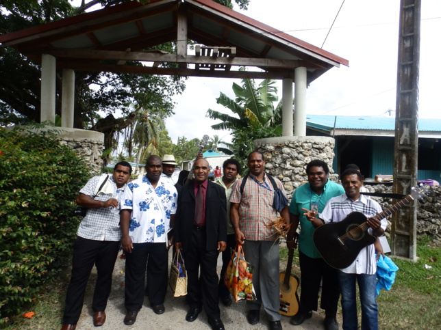 Pasteur Jacky et les étudiants Pasteur Jacky et les étudiants