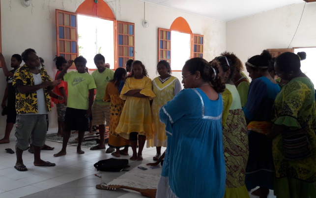 Atelier Chant et Choral avec Pasteur BEARUNE Warisine (Animateur Général des Jeunes)