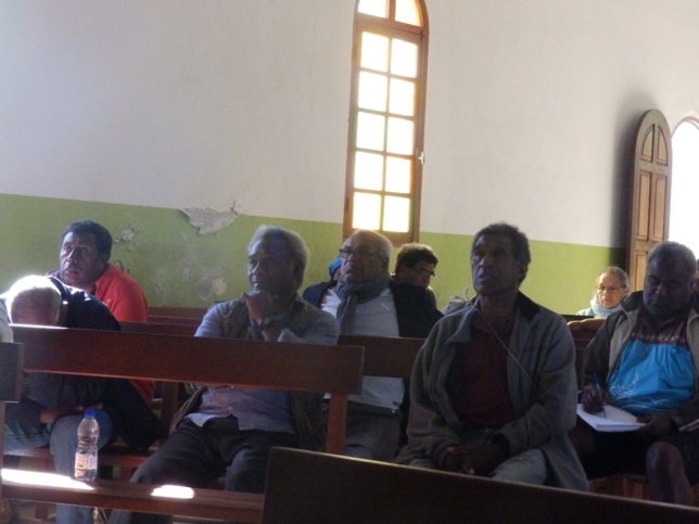 Les délégués sages très attentifs aux débats Les délégués sages très attentifs aux débats