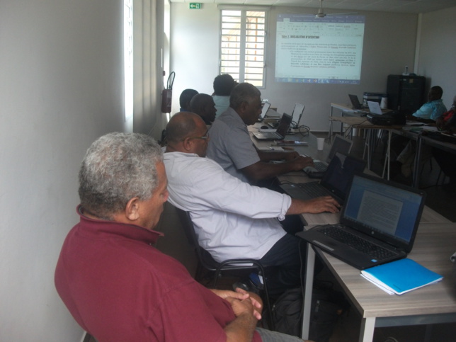 Présentation du travail par Pasteur Jacky CAWIDRONE Présentation du travail par Pasteur Jacky CAWIDRONE