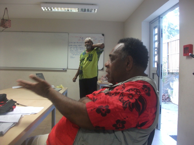 Pasteur Var KAEMO et Melemel WAYARIDRI responsables de l'atelier Organisation.