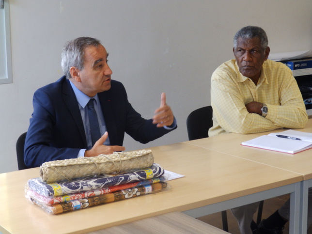 LE PRESIDENT DE LA FEDERATION PROTESTANTE DE FRANCE AU PAYS LE PRESIDENT DE LA FEDERATION PROTESTANTE DE FRANCE AU PAYS