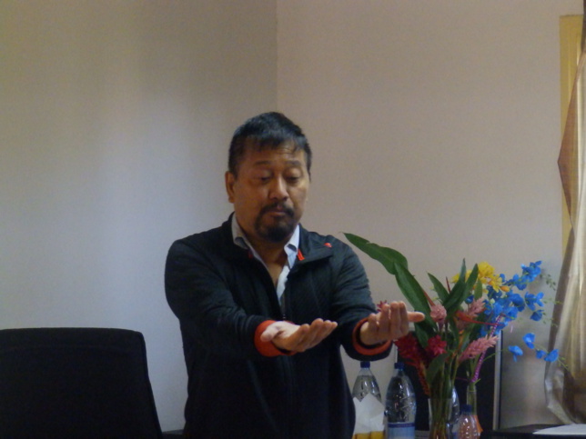 Monsieur HONG Joseph : Docteur et professeur en Théologie à la faculté théologique de Strasbourg - France. Monsieur HONG Joseph : Docteur et professeur en Théologie à la faculté théologique de Strasbourg - France.