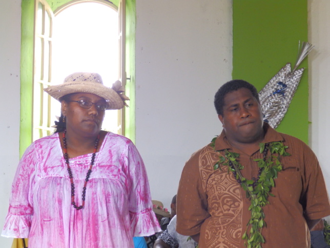 IWAN Emile et son épouse ont été affectés dans la région de Momawe IWAN Emile et son épouse ont été affectés dans la région de Momawe