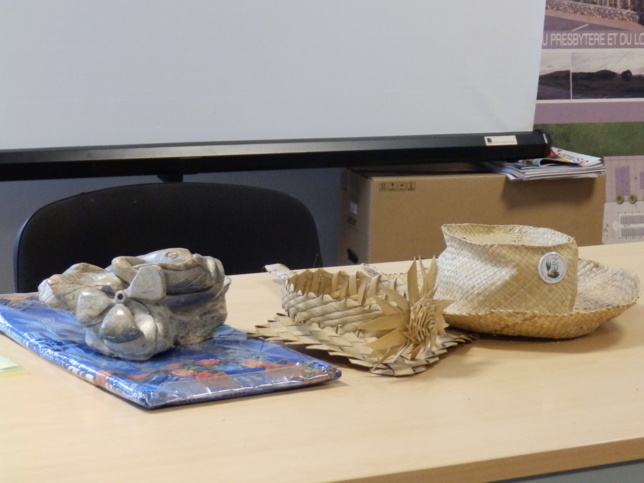 MR LE HAUSSAIRE, THIERRY LATASTE ACCUEILLI A LA VALLEE DU GENIE AU SIEGE DE L'EPKNC. MR LE HAUSSAIRE, THIERRY LATASTE ACCUEILLI A LA VALLEE DU GENIE AU SIEGE DE L'EPKNC.