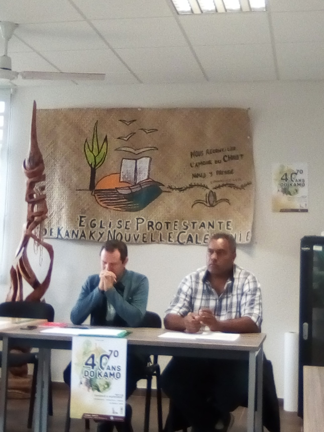 Daniel COLLET et WANEISI Upiko au siège de l'EPKNC Daniel COLLET et WANEISI Upiko au siège de l'EPKNC