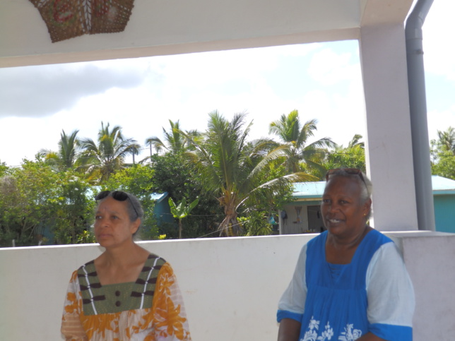 Marie Claire KAemo (à gauche) aux cotés de Laneisie Xowie, veuve de Pasteur Jacob Marie Claire KAemo (à gauche) aux cotés de Laneisie Xowie, veuve de Pasteur Jacob