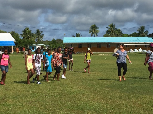 Par ici les enfants ! Par ici les enfants !
