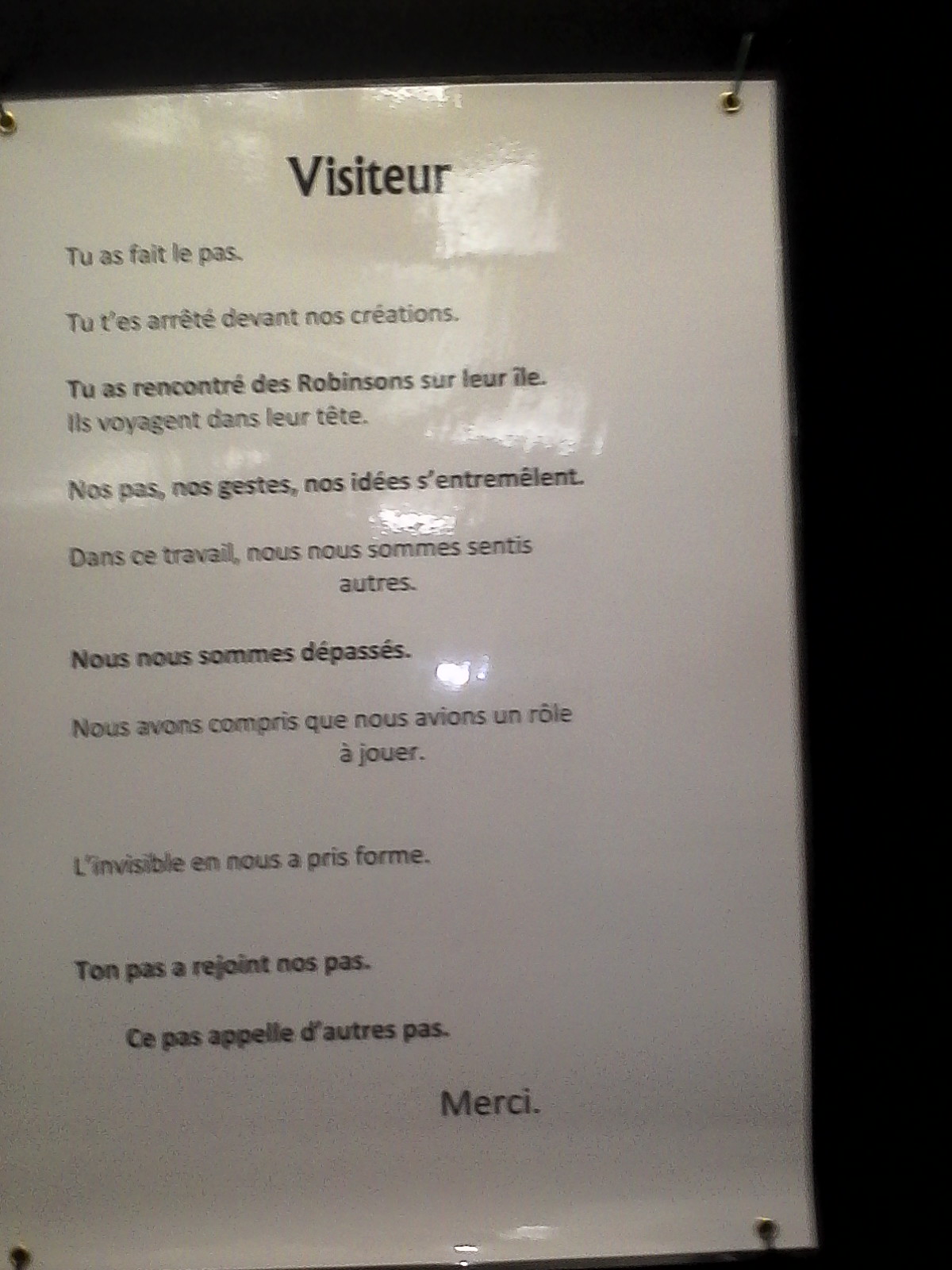 " Visiteur" un des textes écrits par les jeunes détenus.