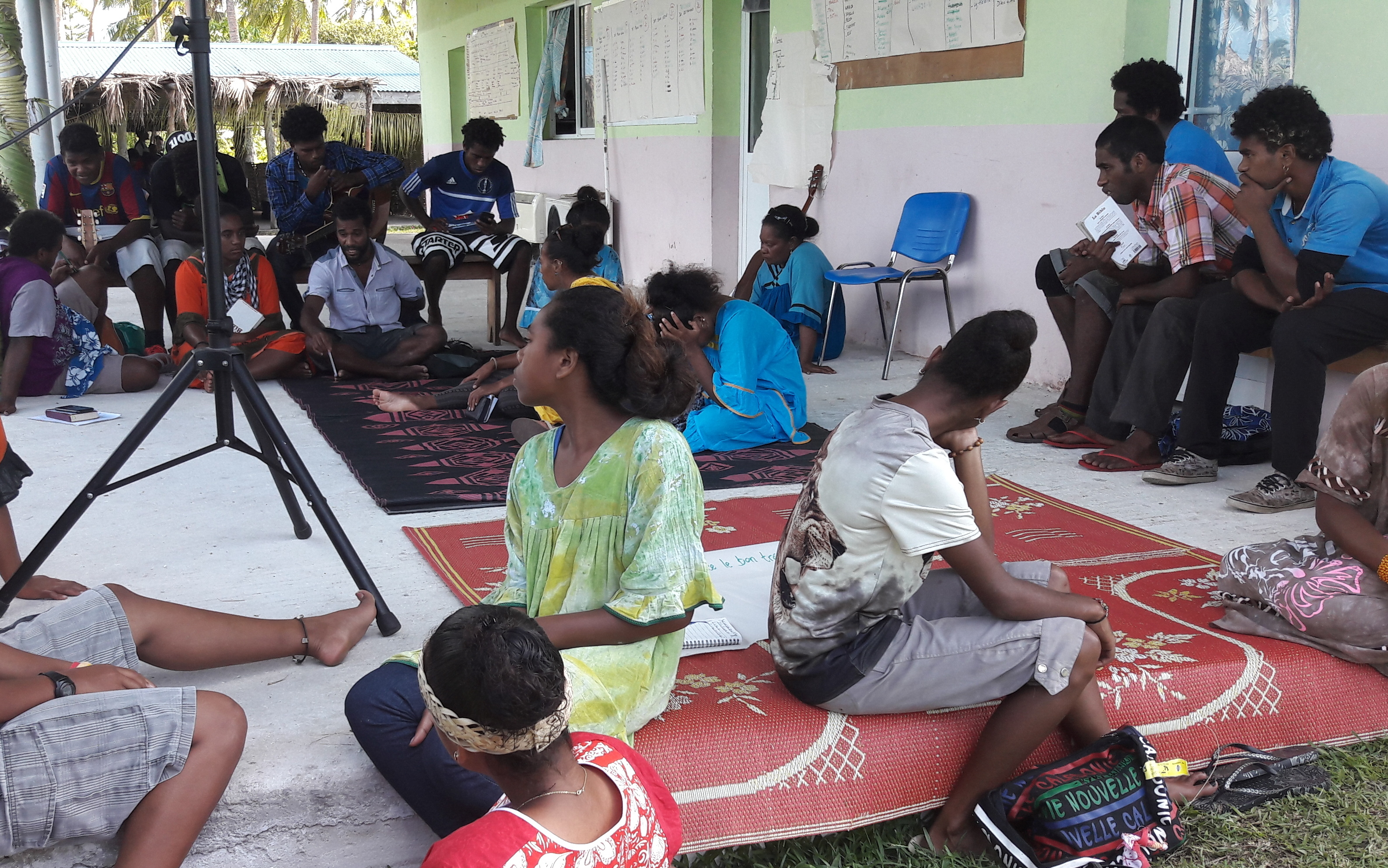 Etude et partage biblique autour du thème : "Le trésor caché" Etude et partage biblique autour du thème : "Le trésor caché"