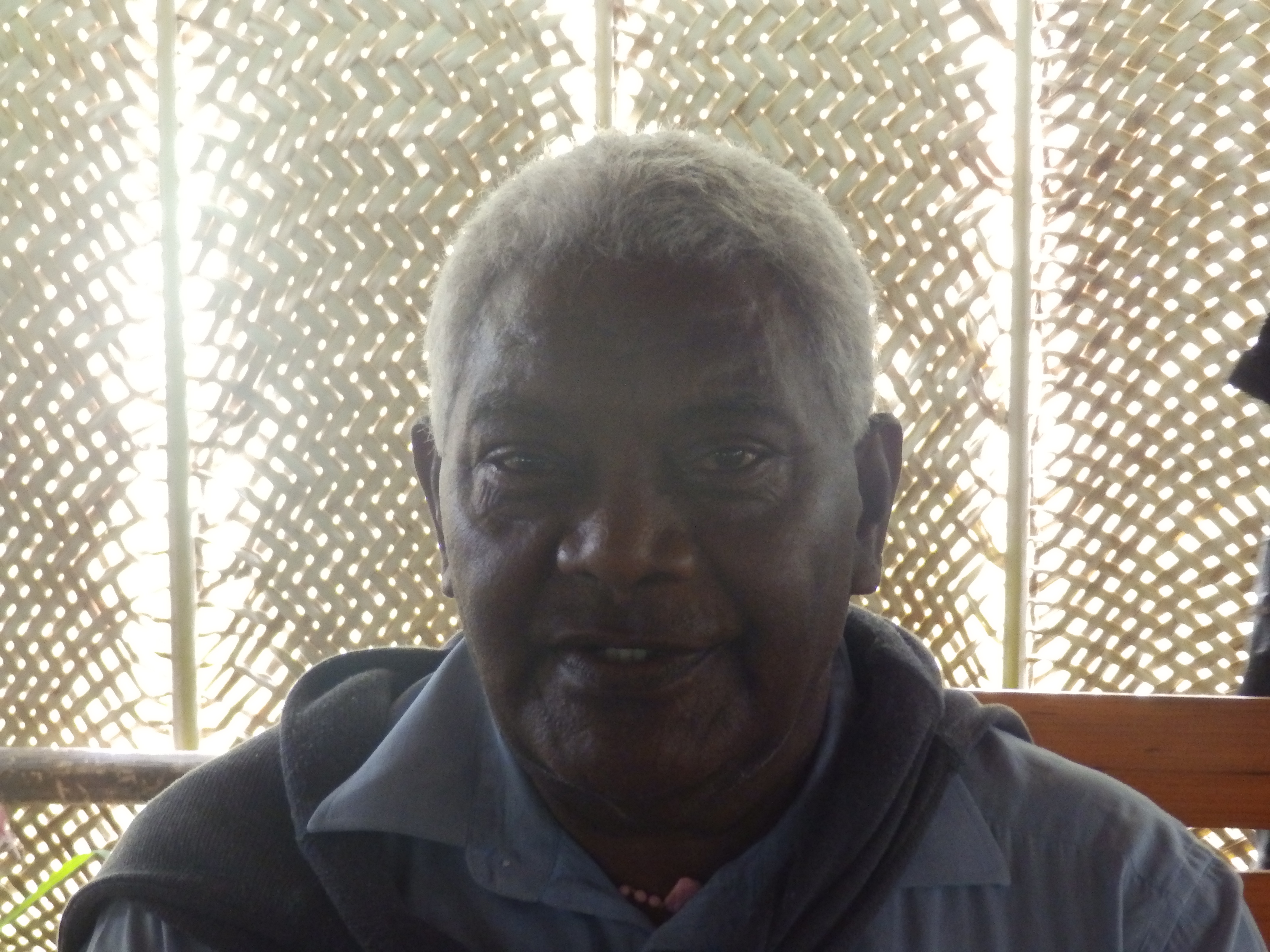 Pasteur JIANE Göinë, animateur des mamans de la région de Drehu