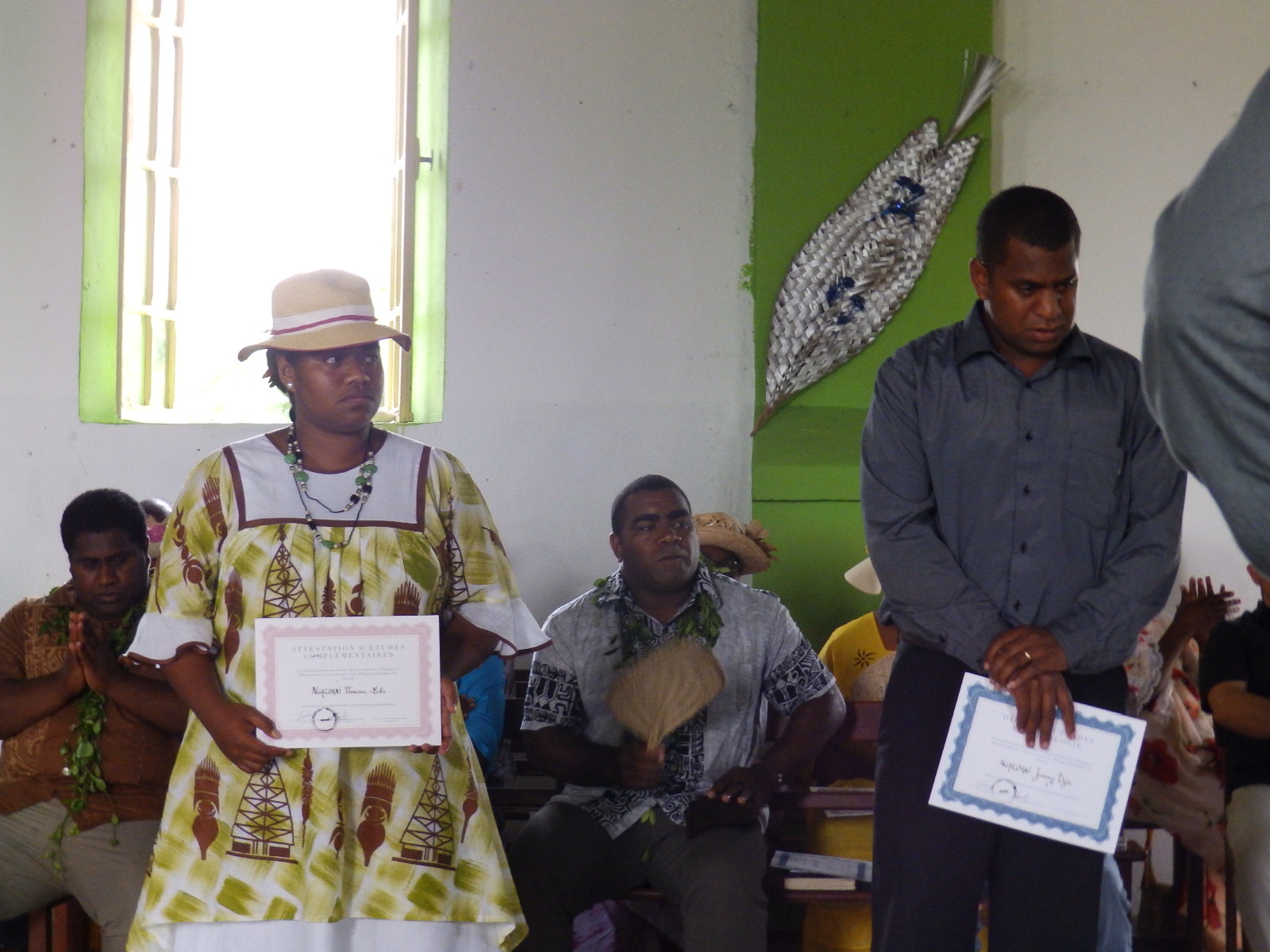 NGAZOHNI Jimmy et son épouse Vanessa dans la région de Iaai NGAZOHNI Jimmy et son épouse Vanessa dans la région de Iaai