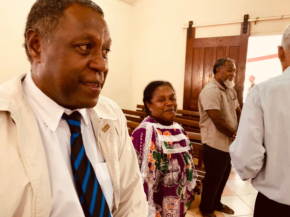 Pasteur KALOIE Edouard aumônier des hôpitaux avec son épouse Evelyne.